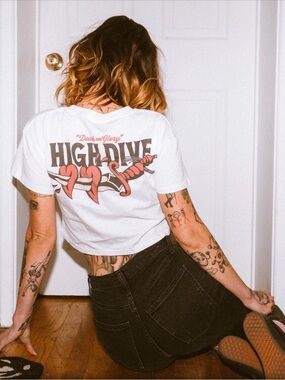 High Dive Graphic Crop Tee - Size Small